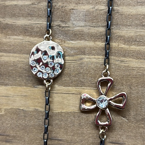 Cato Necklace - Picture 5 of 7